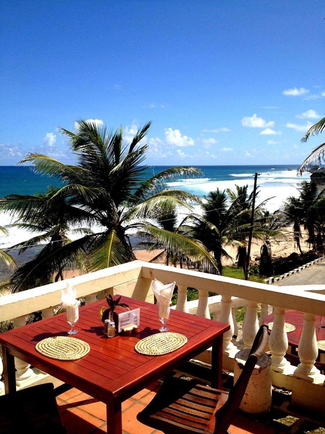 Готель Round House Bathsheba Екстер'єр фото